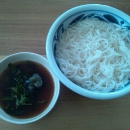 昼間はまだ暑くて…
まだまだそうめんがいいですね～。
畑のなすも大葉もたっぷり食べることができました(^^*)
ごちそうさまでした♪